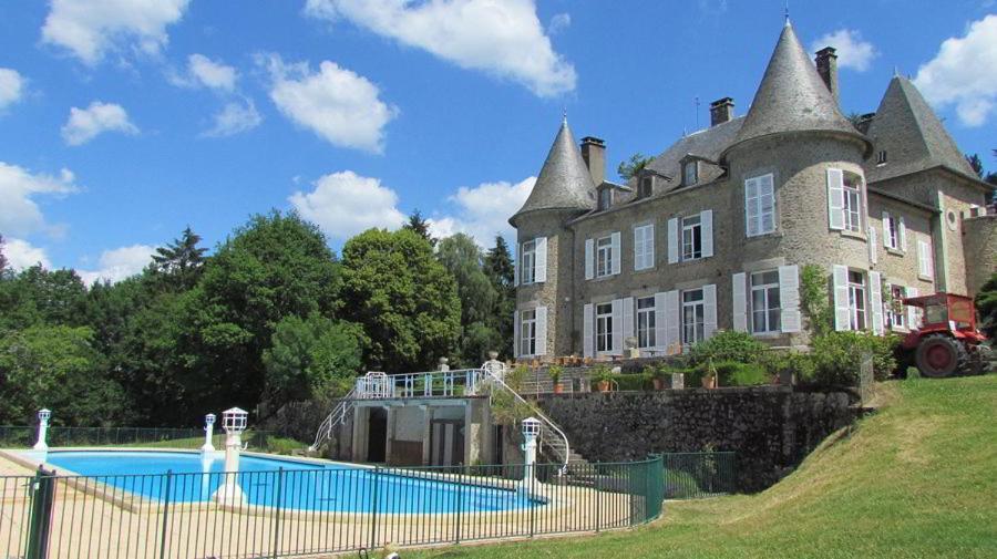Château Le Mialaret Neuvic  Exterior foto